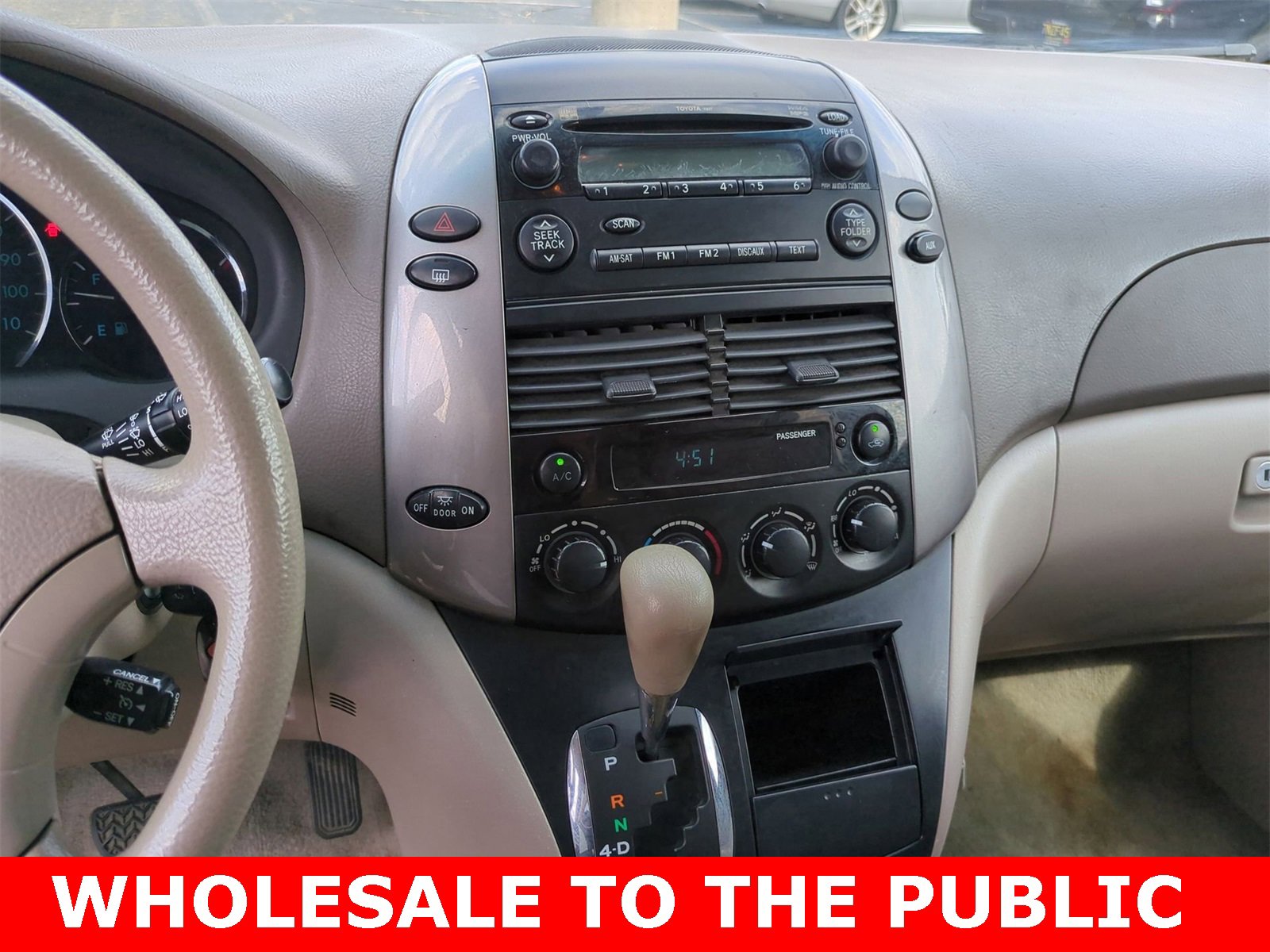 Thumbnail: 2008 Toyota Sienna - 24
