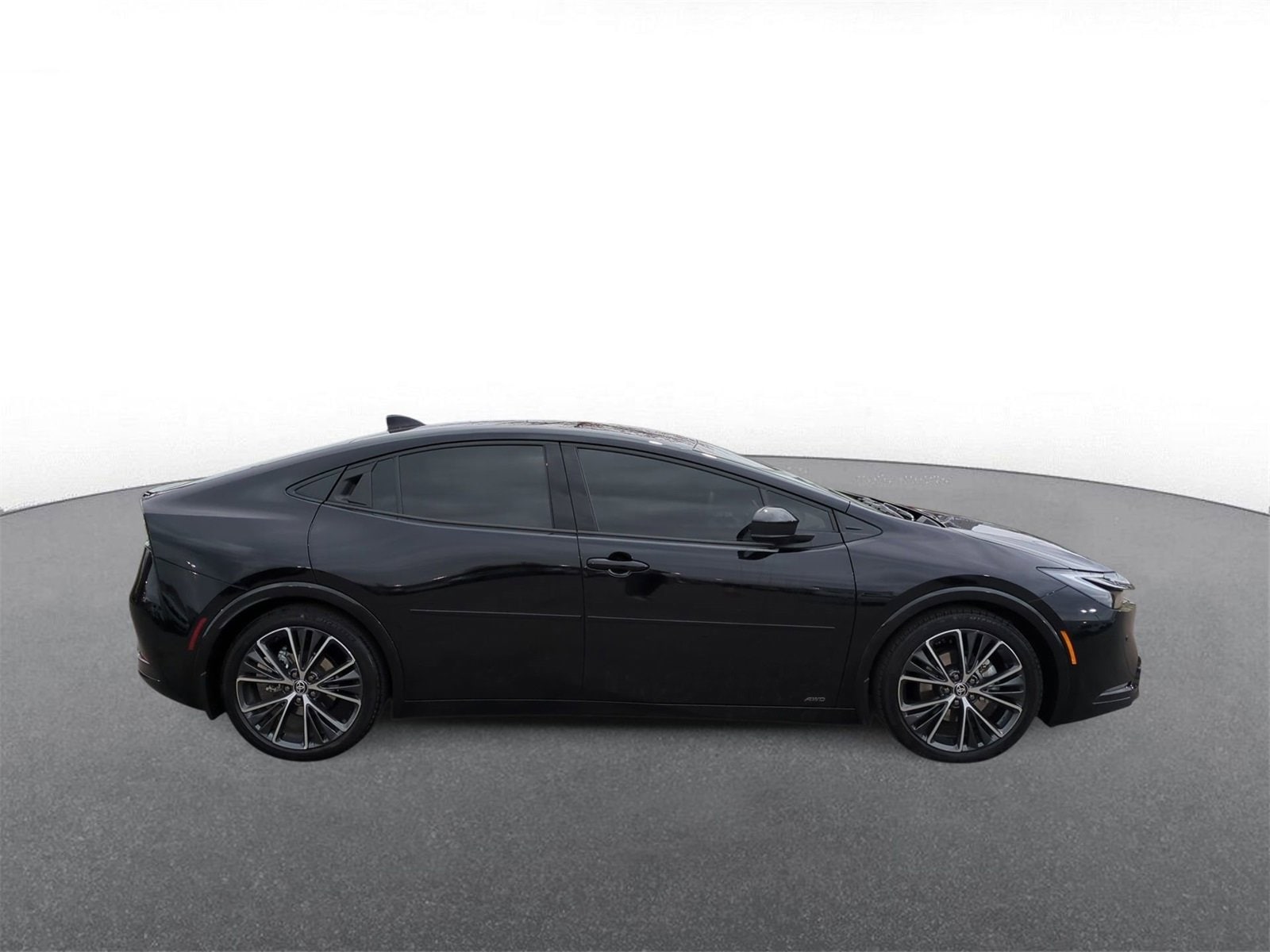 Thumbnail: 2025 Toyota Prius - 9