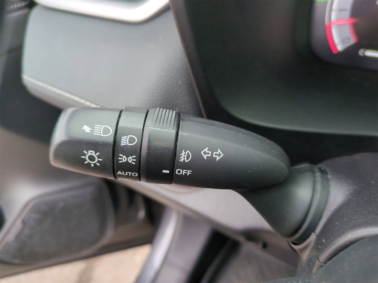 Thumbnail: 2024 Toyota RAV4 - 27