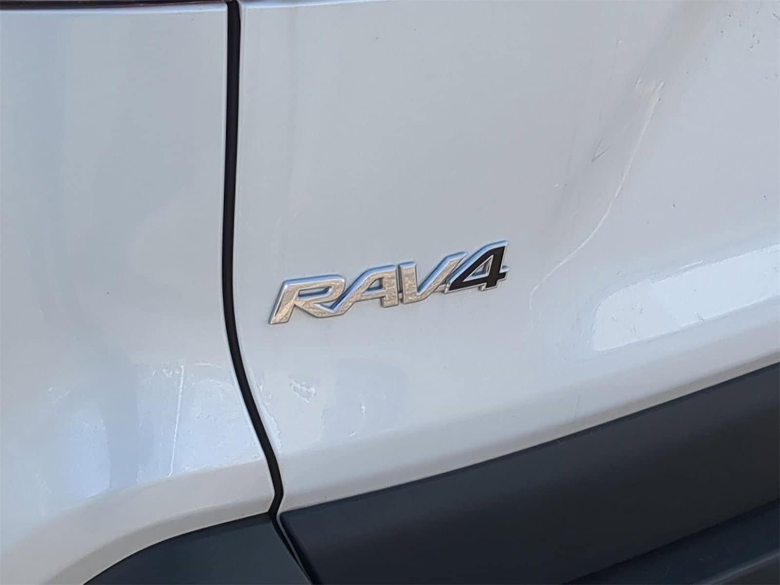 Thumbnail: 2024 Toyota RAV4 - 20