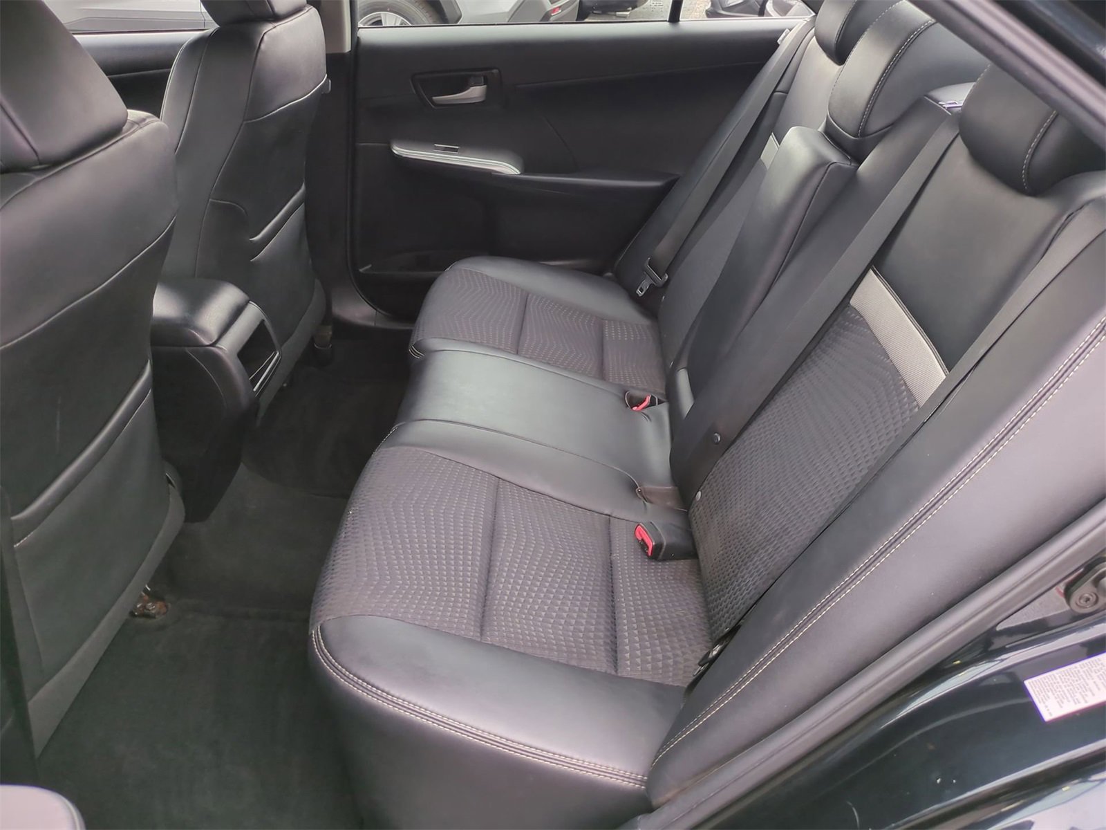 Thumbnail: 2012 Toyota Camry - 20