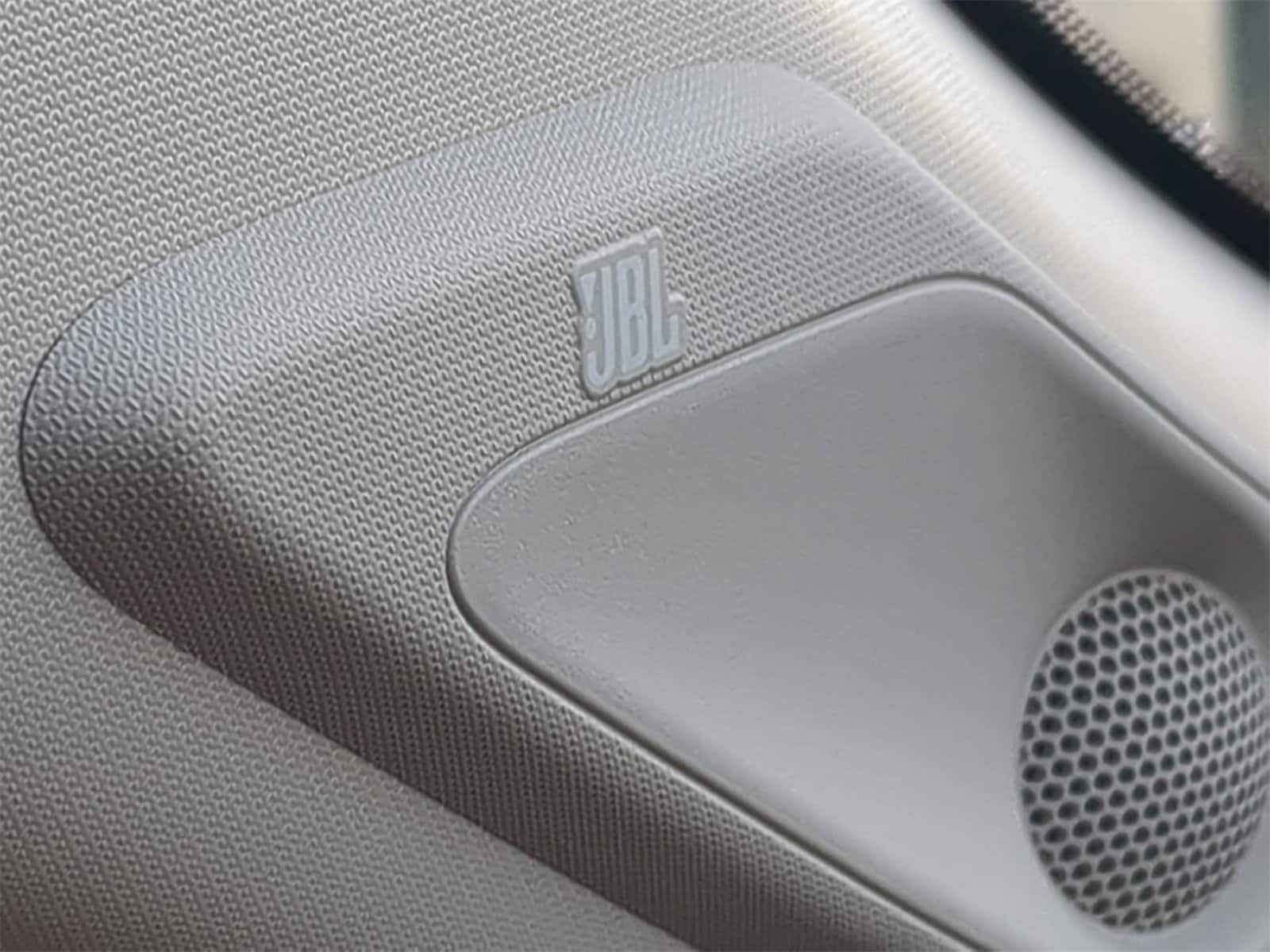 Thumbnail: 2020 Toyota RAV4 - 30