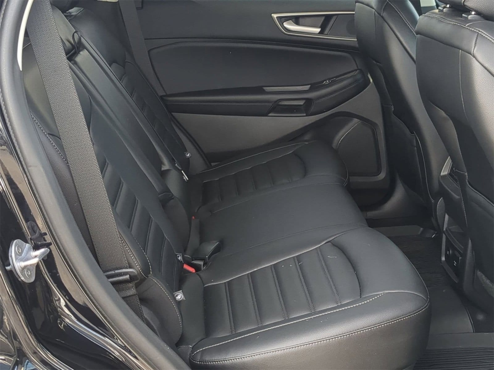 Thumbnail: 2024 Ford Edge - 27