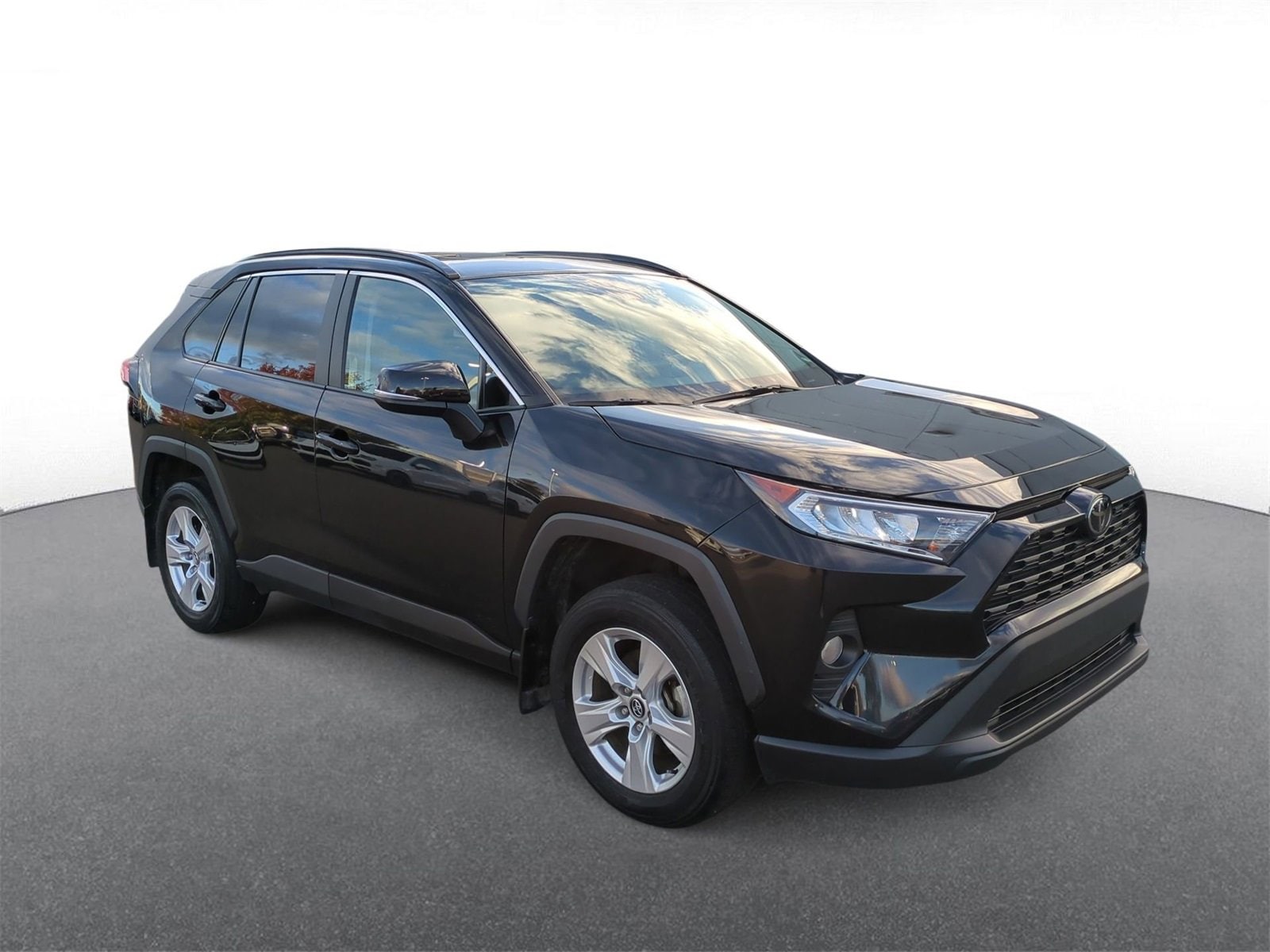 Thumbnail: 2020 Toyota RAV4 - 2