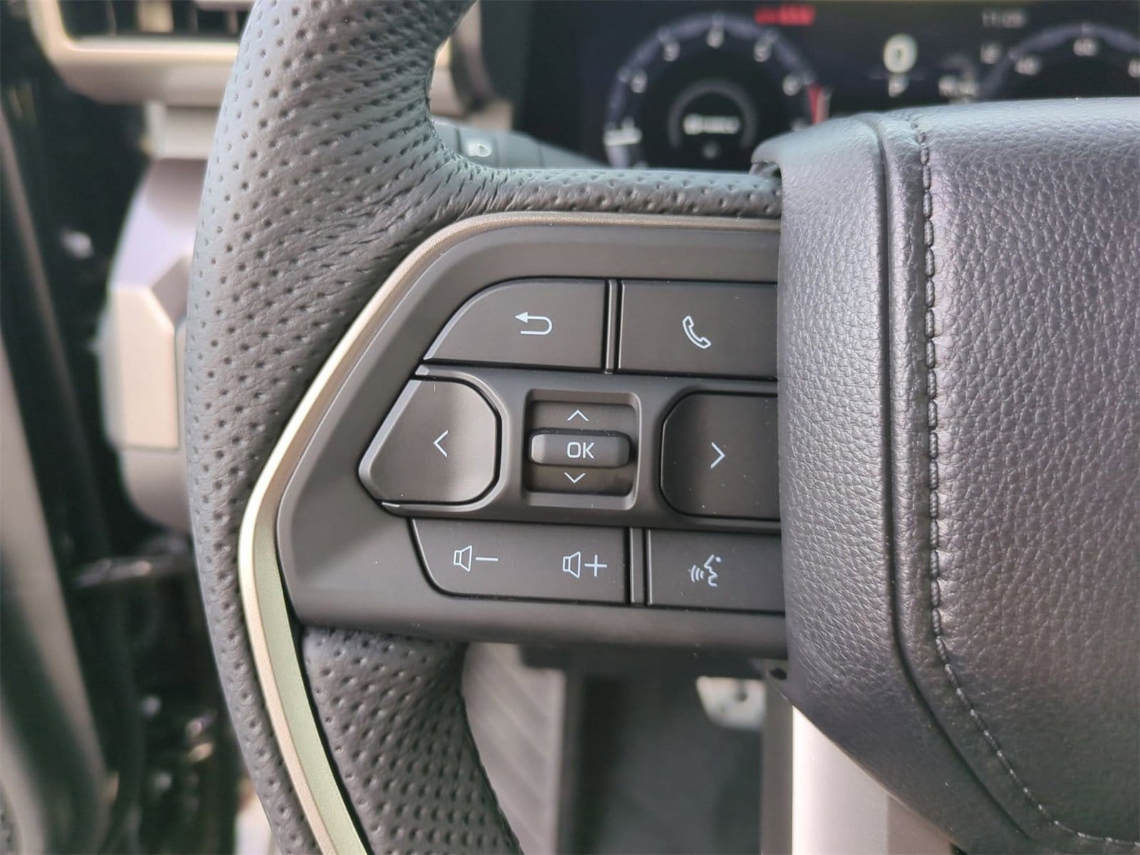 Thumbnail: 2025 Toyota Tacoma - 23