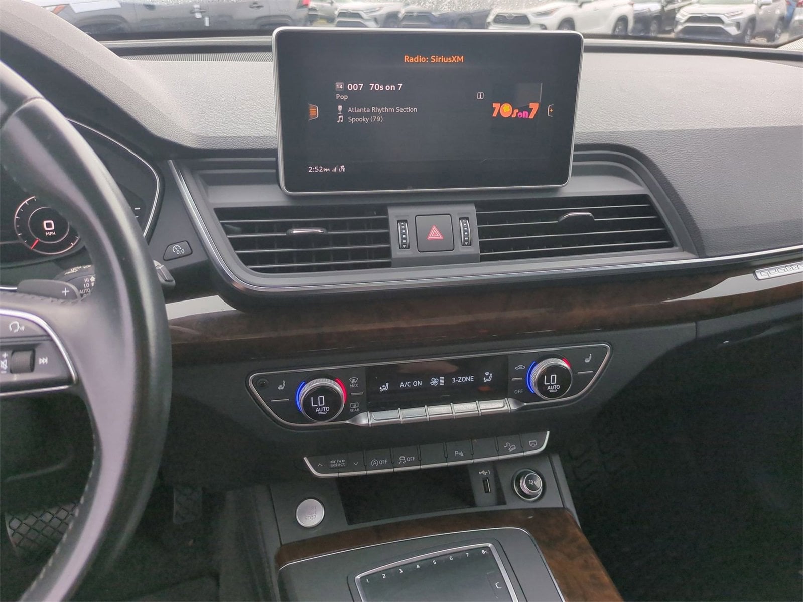 Thumbnail: 2020 Audi Q5 - 26