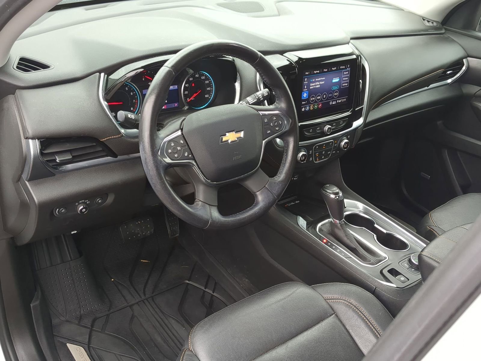 Thumbnail: 2020 Chevrolet Traverse - 10