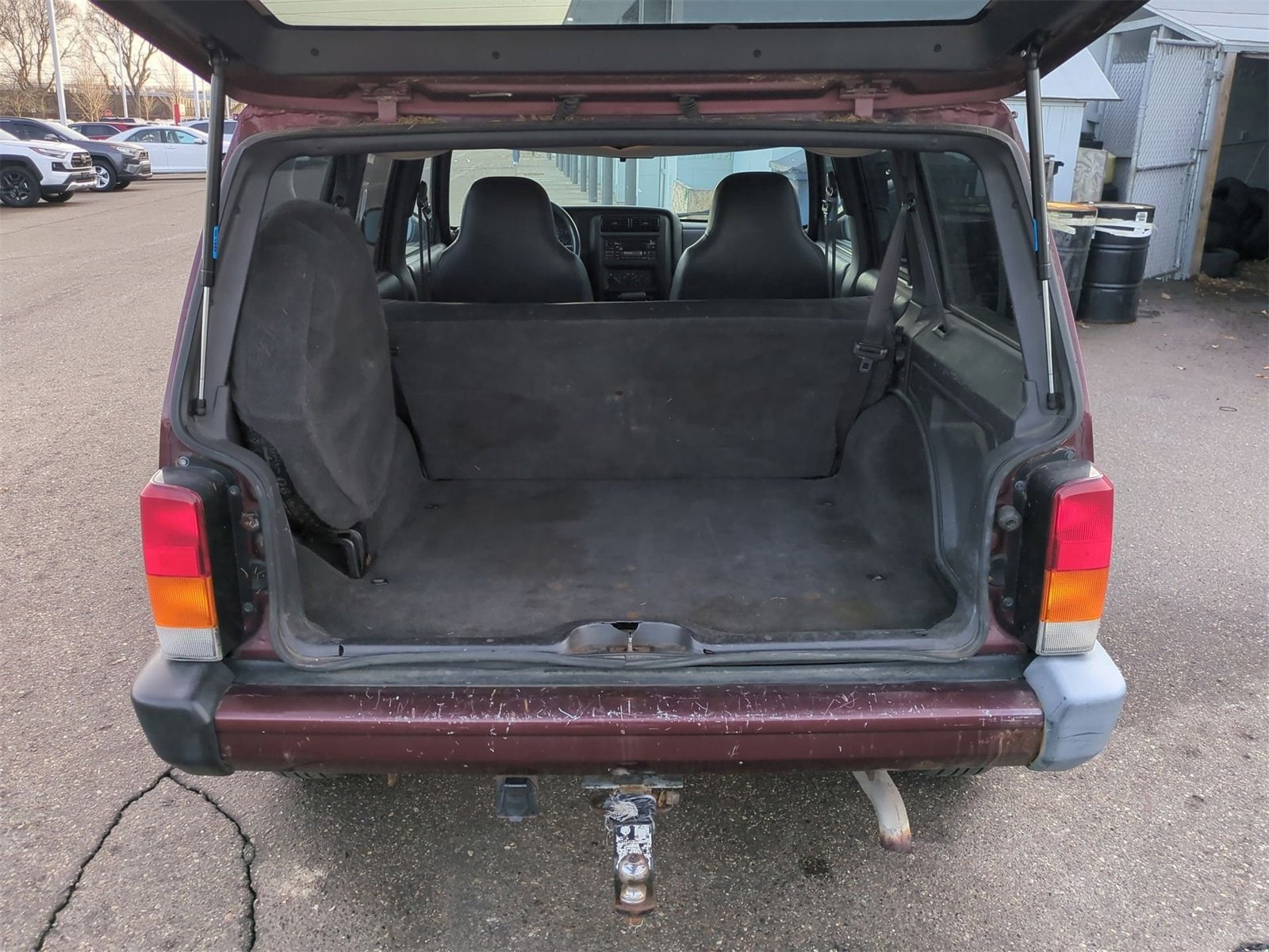 Thumbnail: 2001 Jeep Cherokee - 31