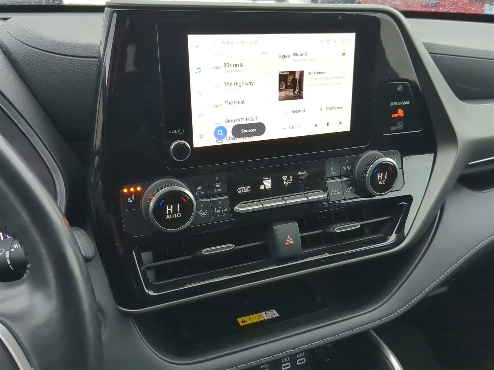 Thumbnail: 2023 Toyota Highlander - 36