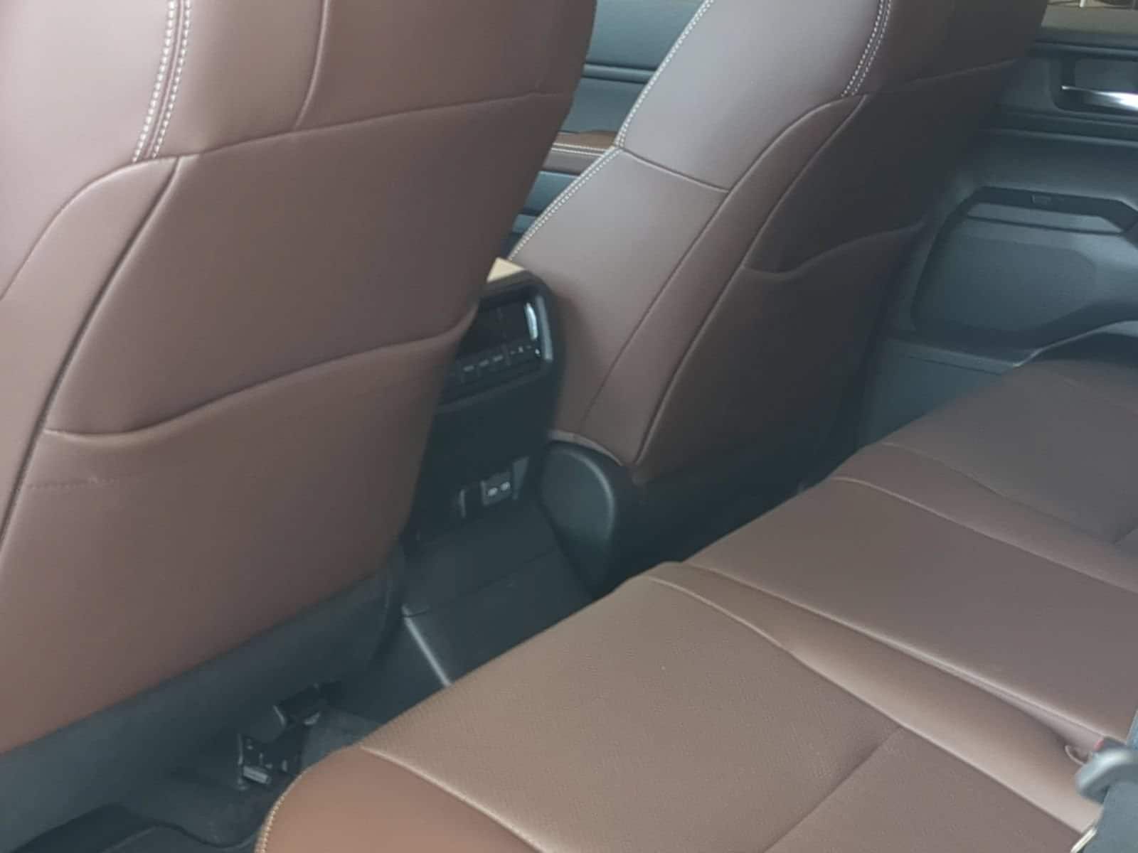 2027 Toyota Land Cruiser Base - Photo 18