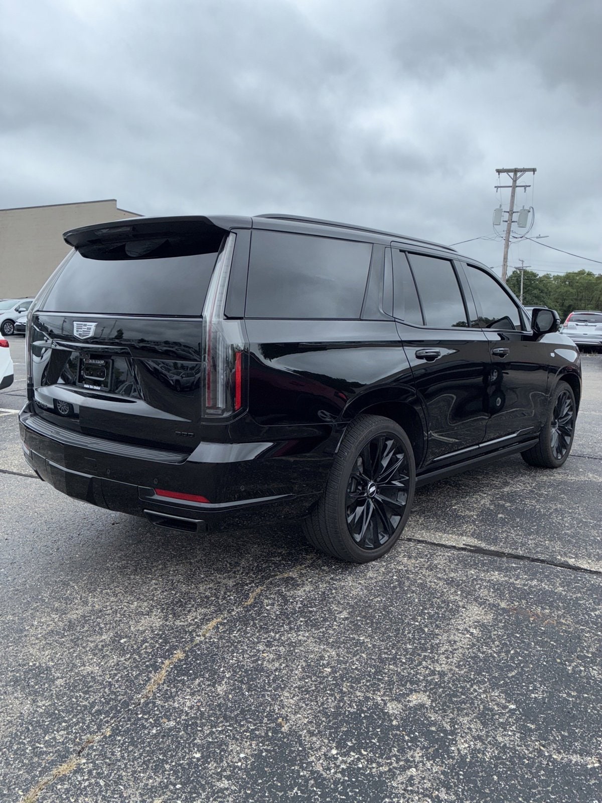 Thumbnail: 2025 Cadillac Escalade - 4