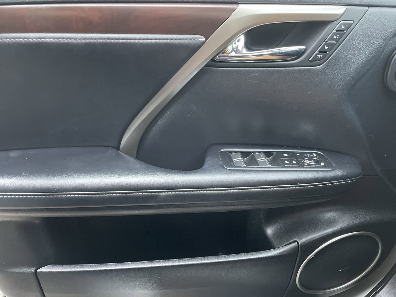 Thumbnail: 2021 Lexus RX - 32