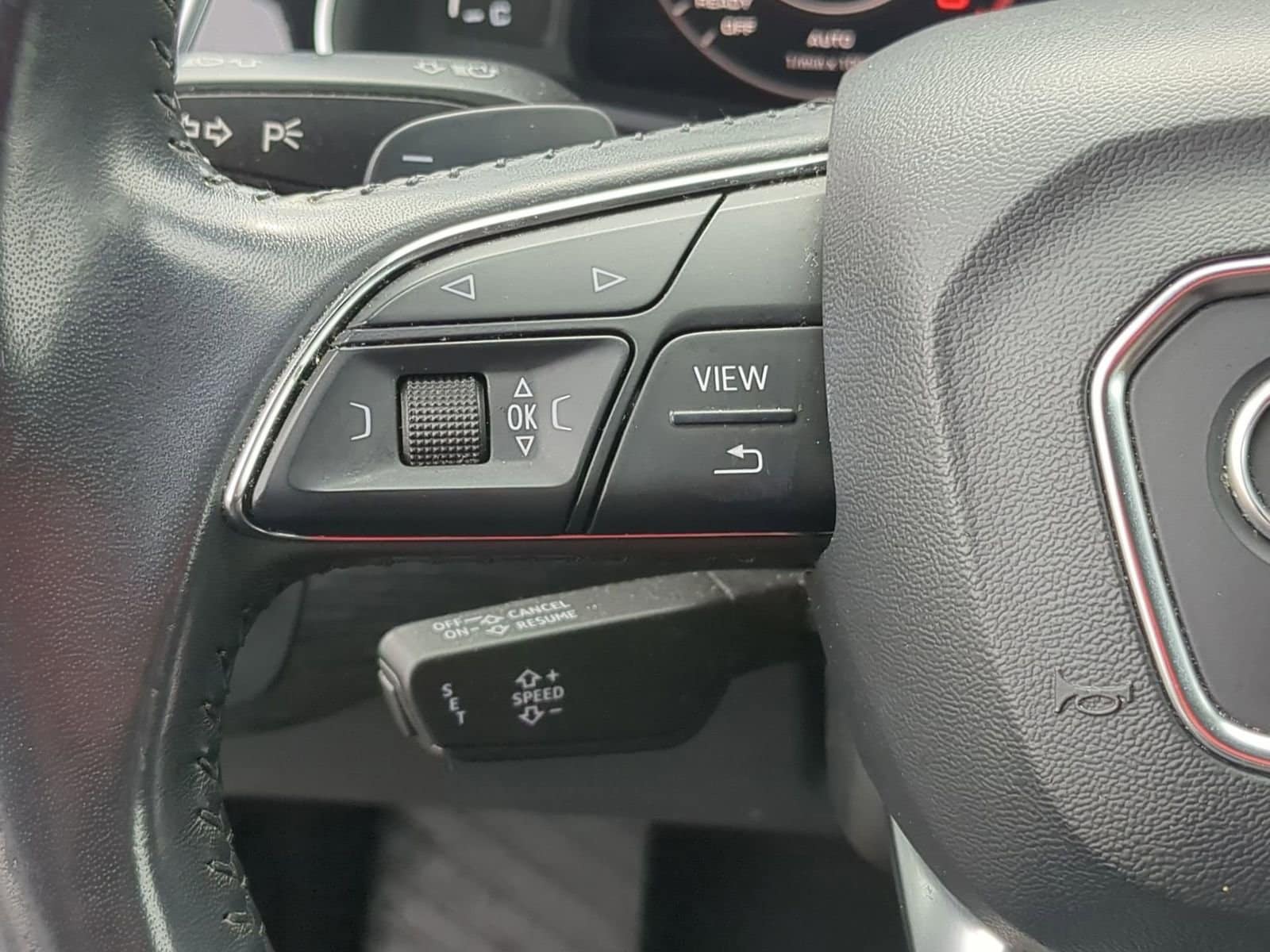 Thumbnail: 2018 Audi Q7 - 23