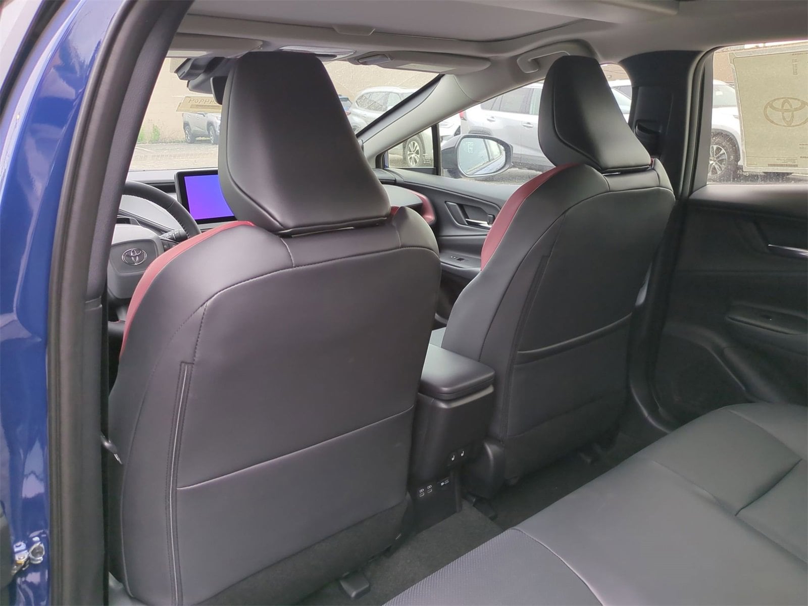 2025 Toyota Prius Plug-in 15