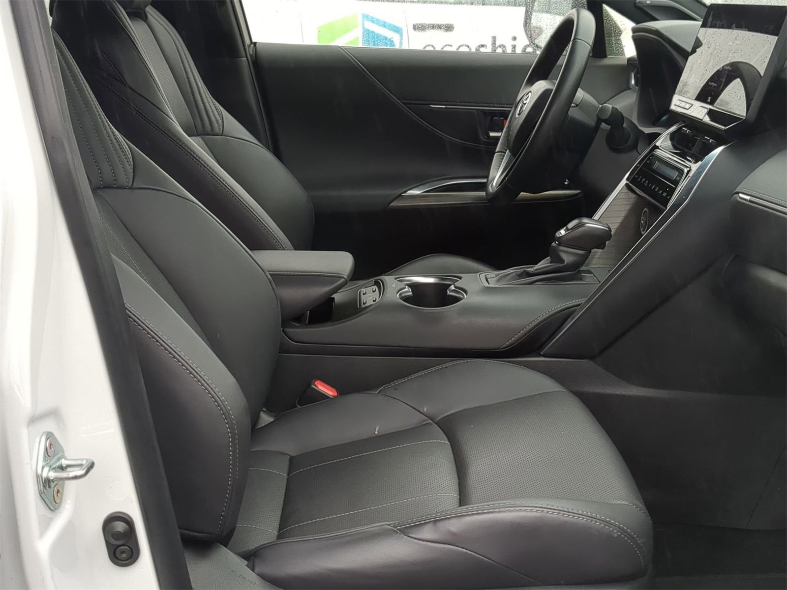 Thumbnail: 2024 Toyota Venza - 28