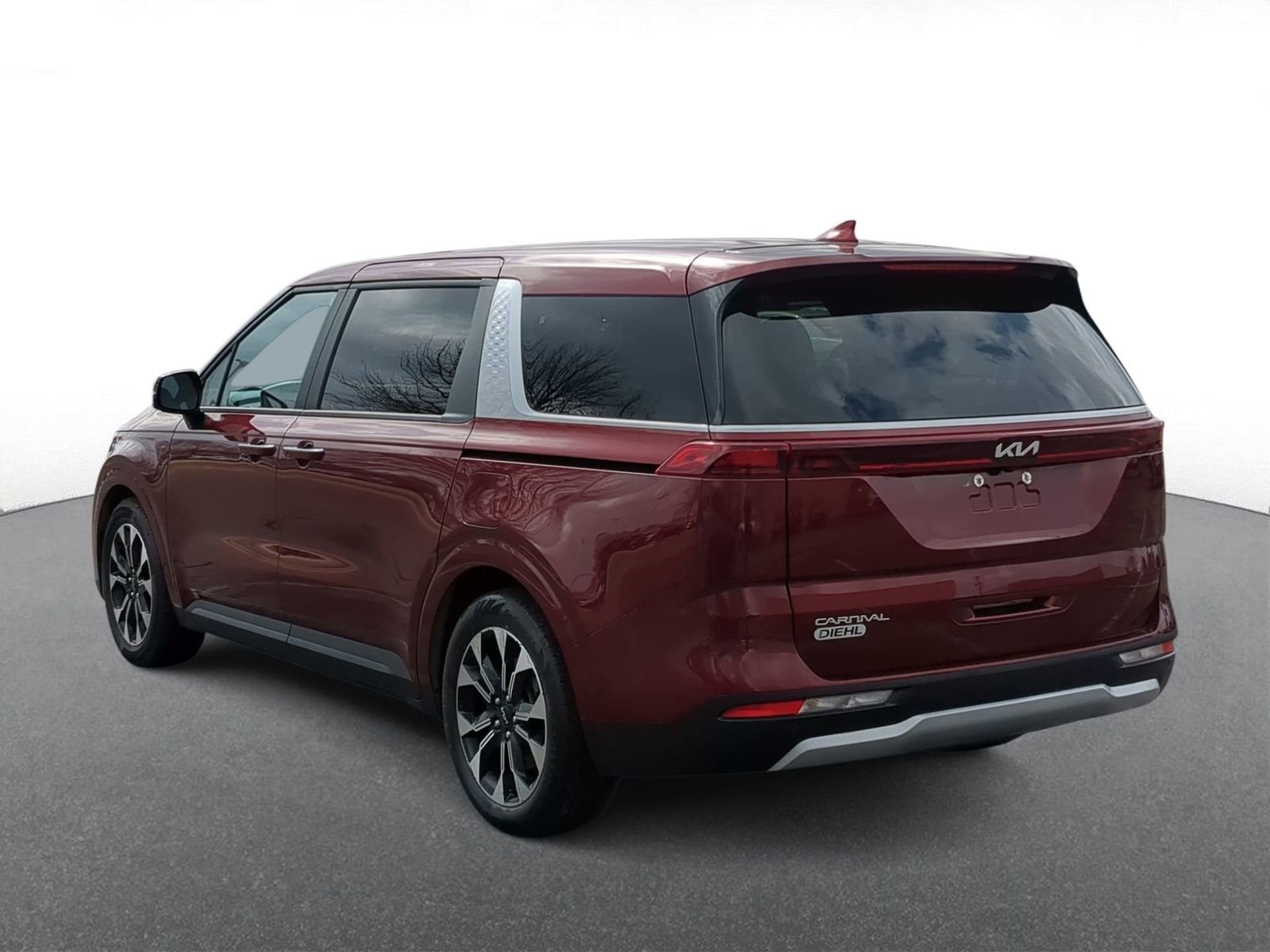 Thumbnail: 2024 Kia Carnival - 6