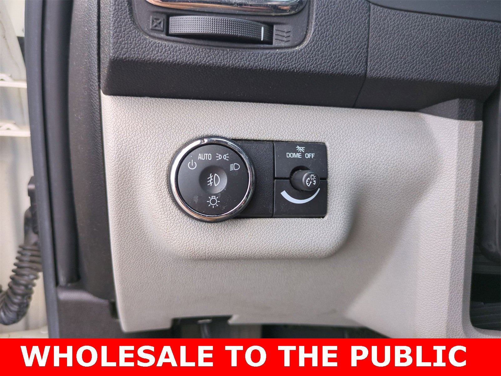 Thumbnail: 2010 GMC Acadia - 27