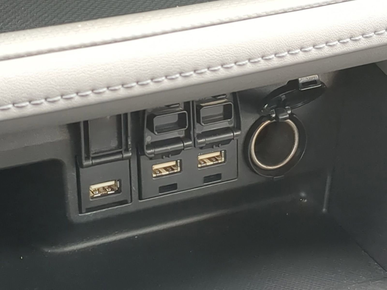 Thumbnail: 2021 Toyota Highlander - 38