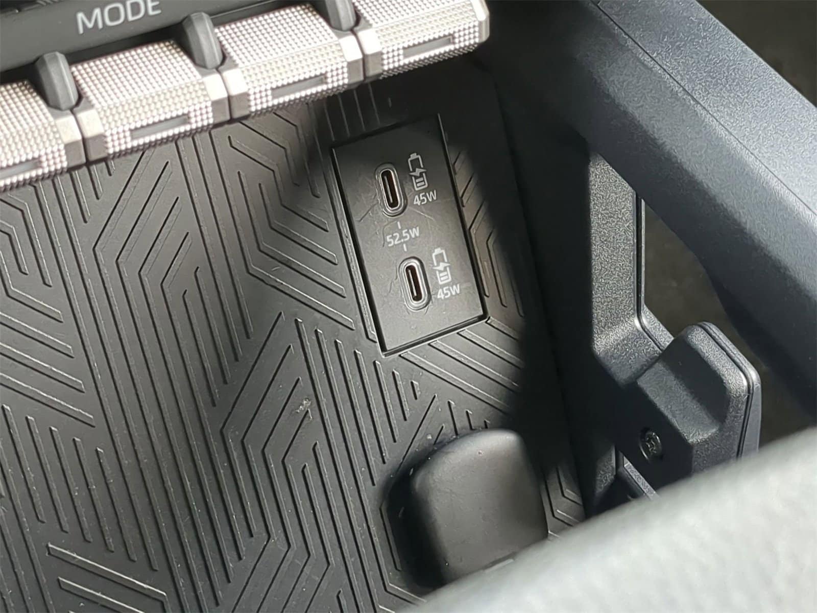 Thumbnail: 2025 Toyota 4Runner - 35