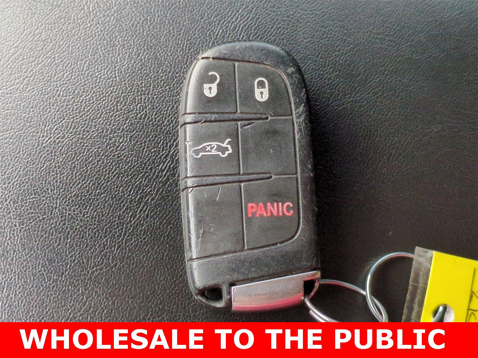 Thumbnail: 2015 Chrysler 200 - 32