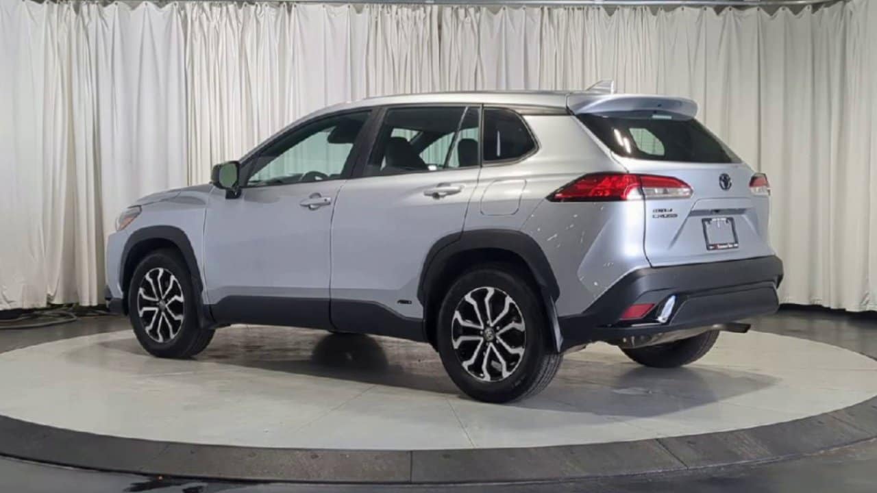 2024 Toyota Corolla Cross S - Photo 6