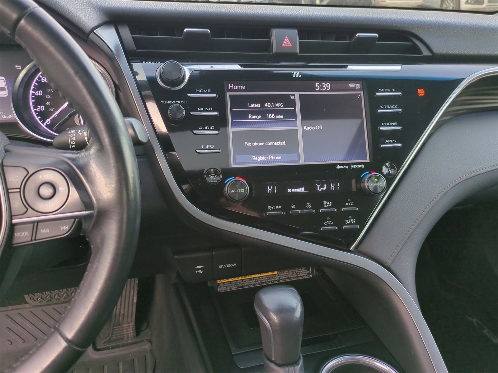 Thumbnail: 2018 Toyota Camry - 27