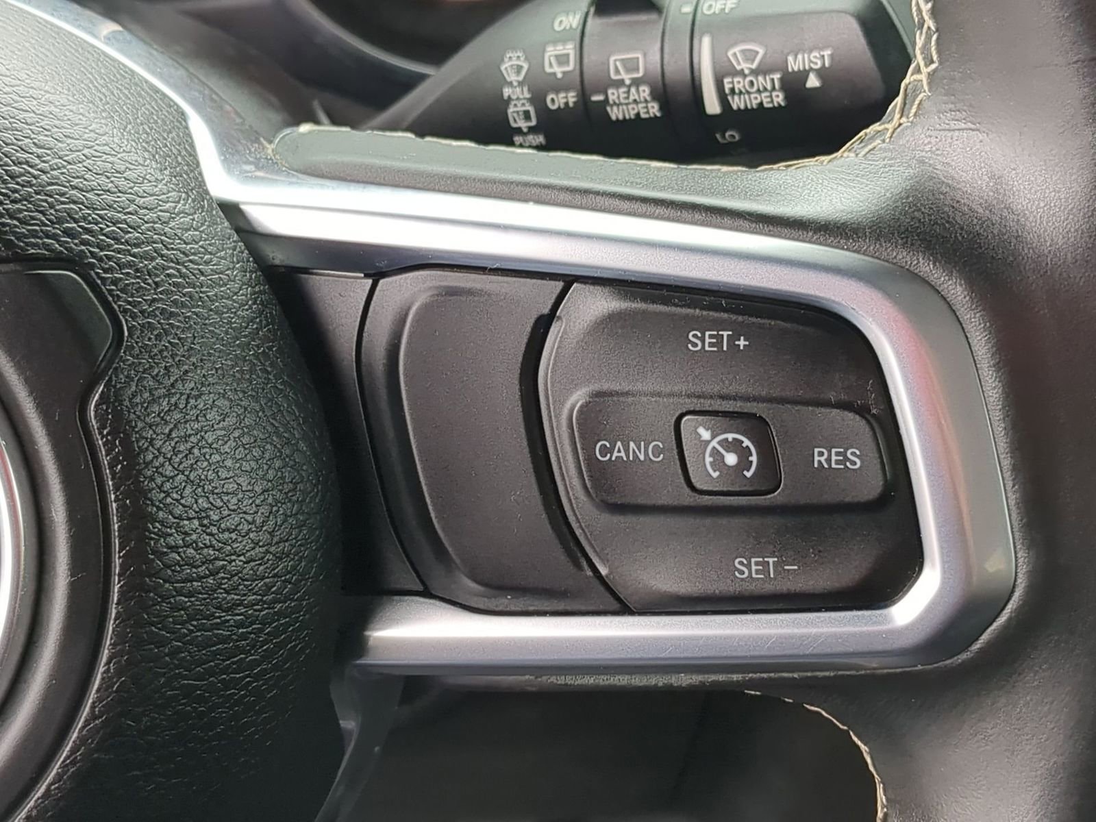 Thumbnail: 2018 Jeep Wrangler - 23