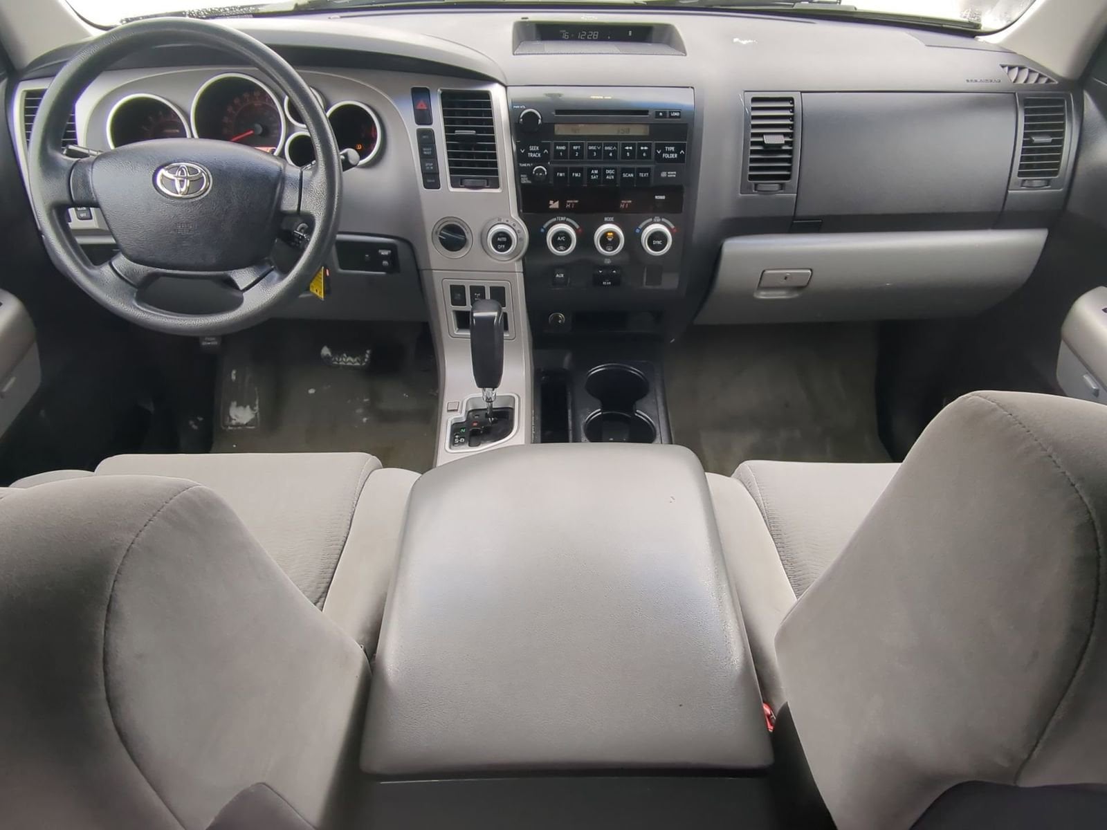 Thumbnail: 2008 Toyota Sequoia - 22