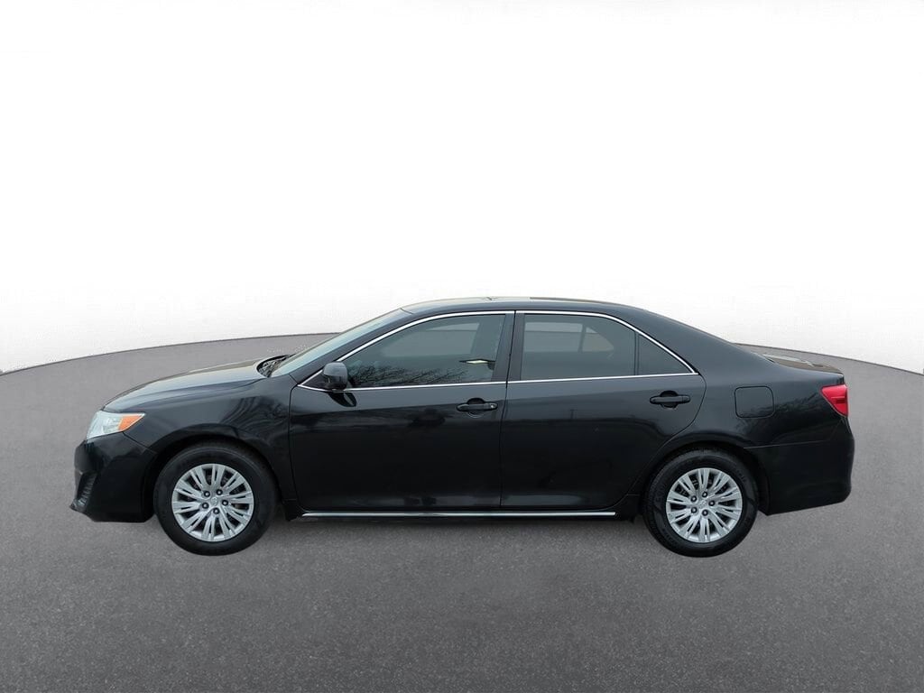 Thumbnail: 2012 Toyota Camry - 5