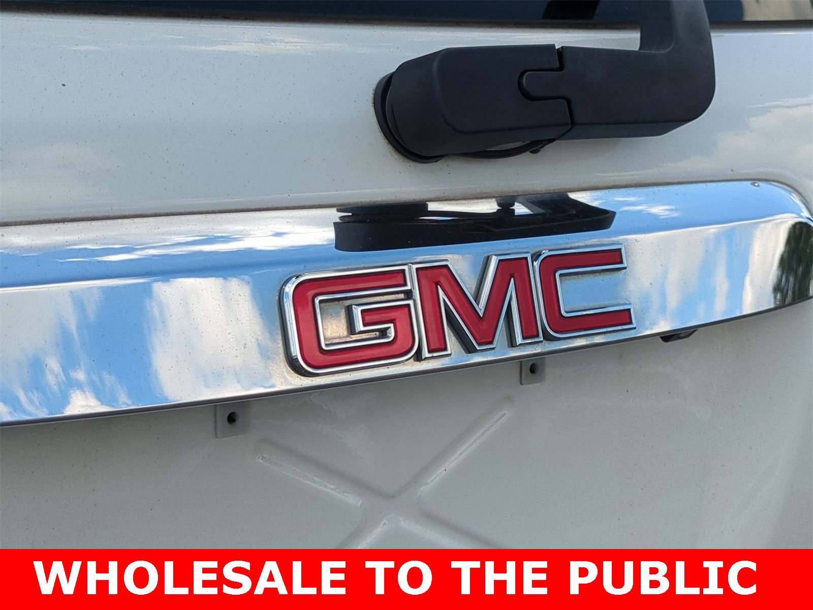 Thumbnail: 2010 GMC Acadia - 12