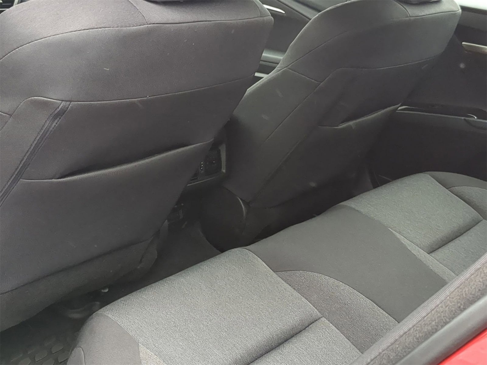 Thumbnail: 2025 Toyota Camry - 25