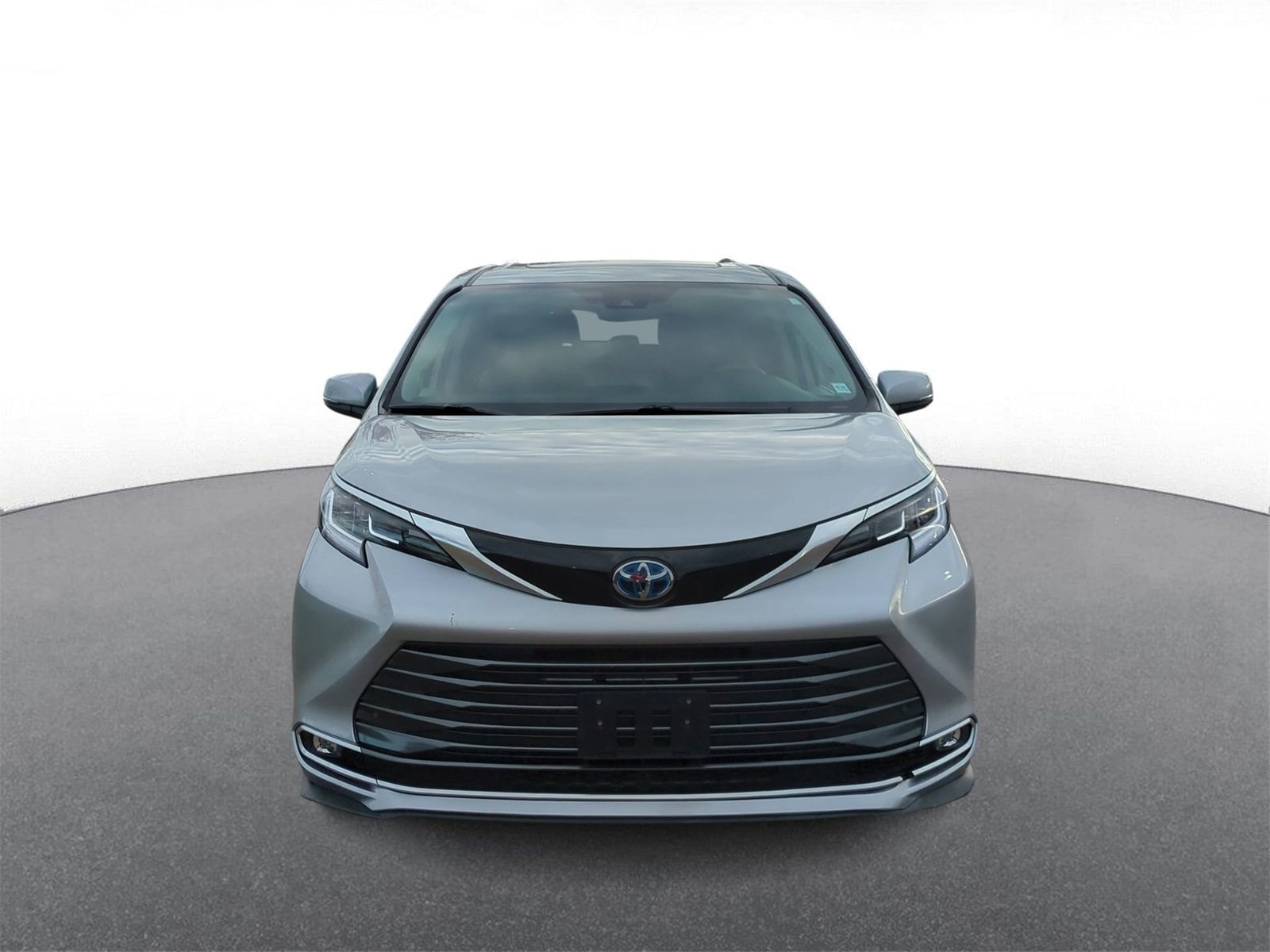 Thumbnail: 2024 Toyota Sienna - 3