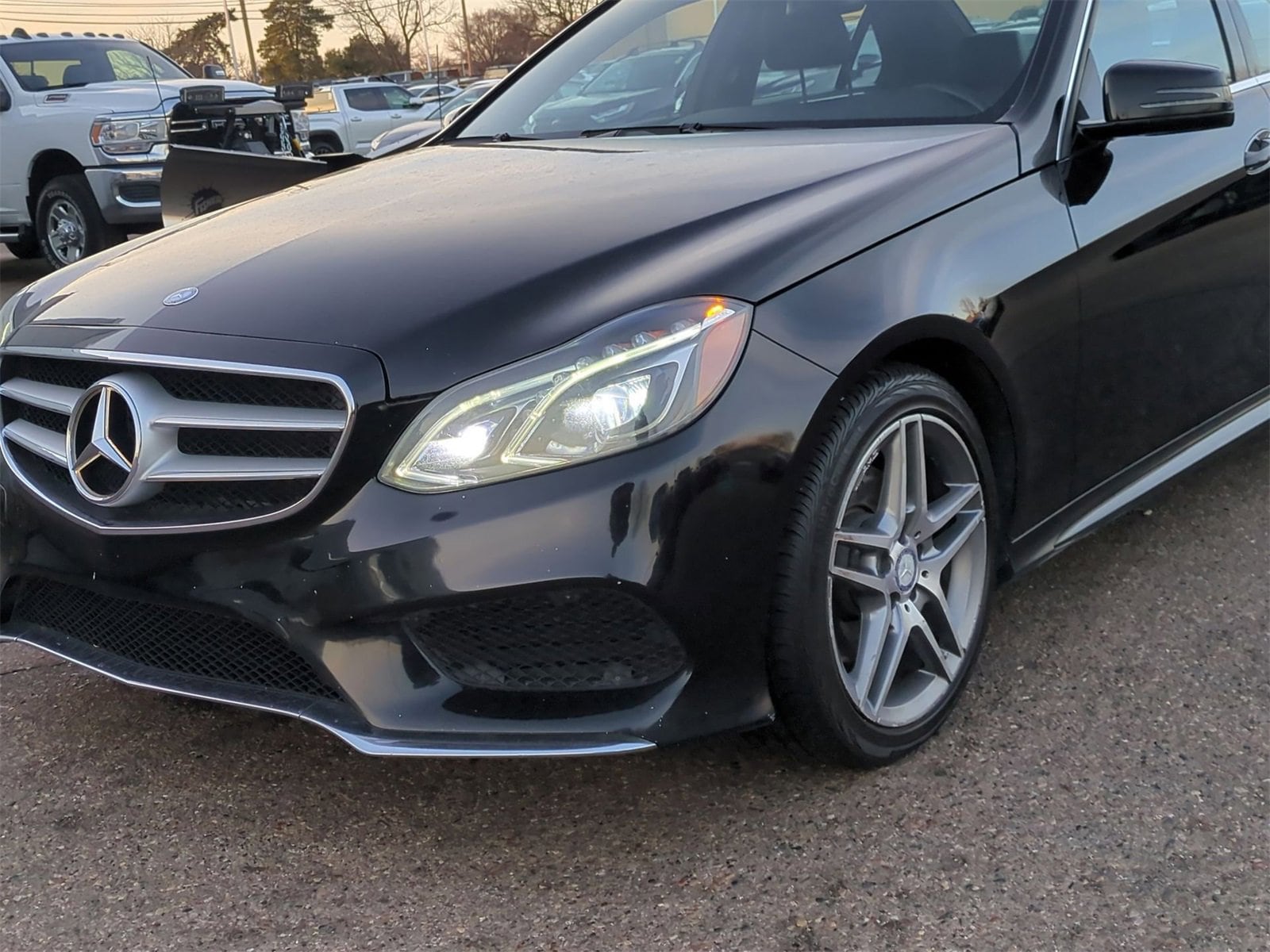 Thumbnail: 2014 Mercedes-Benz E-Class - 11