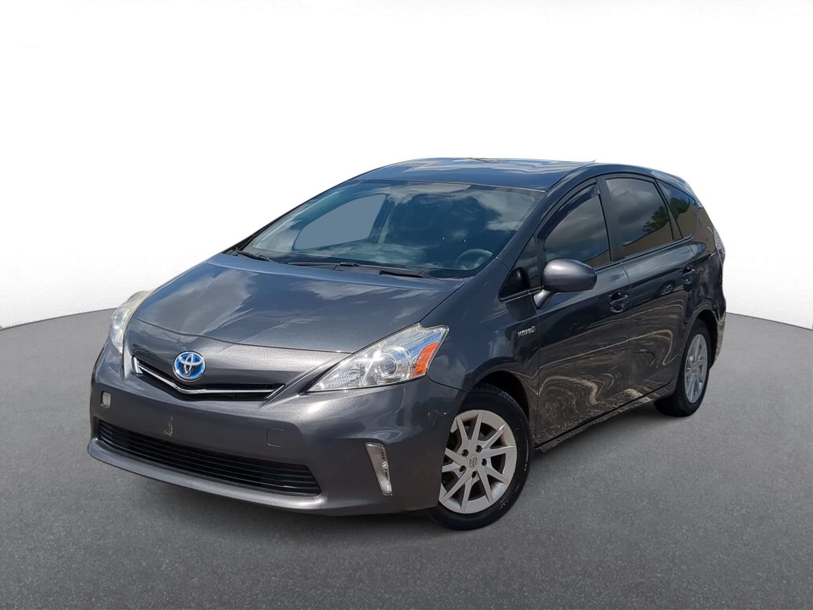 2013 Toyota Prius v Three -
                  Troy, MI