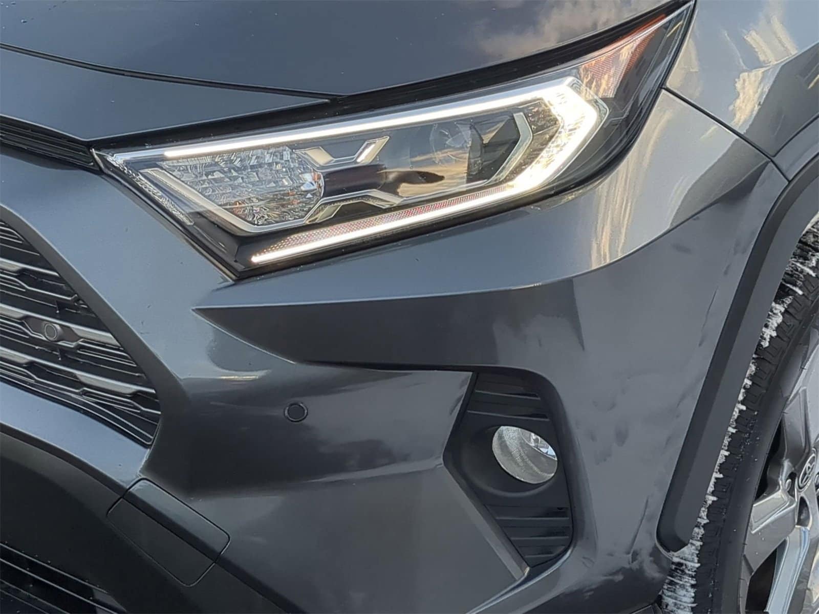 Thumbnail: 2020 Toyota RAV4 - 11