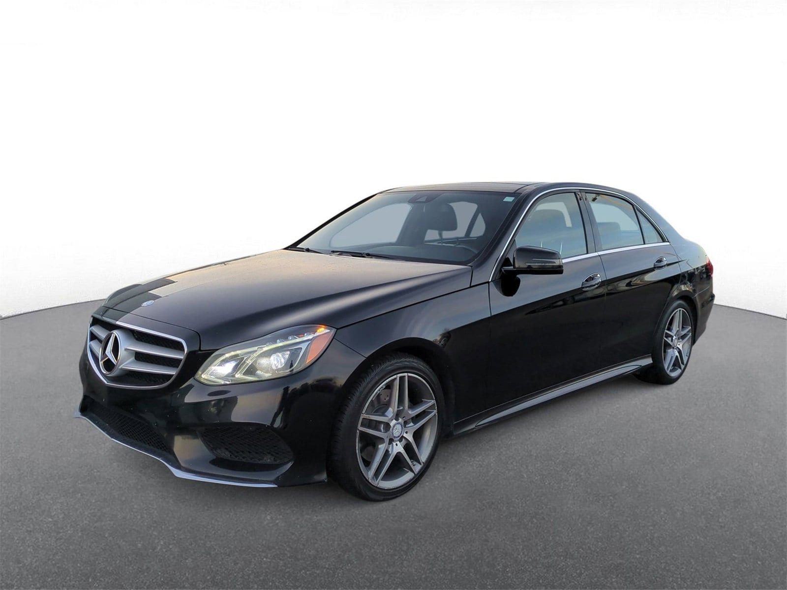 Thumbnail: 2014 Mercedes-Benz E-Class - 4