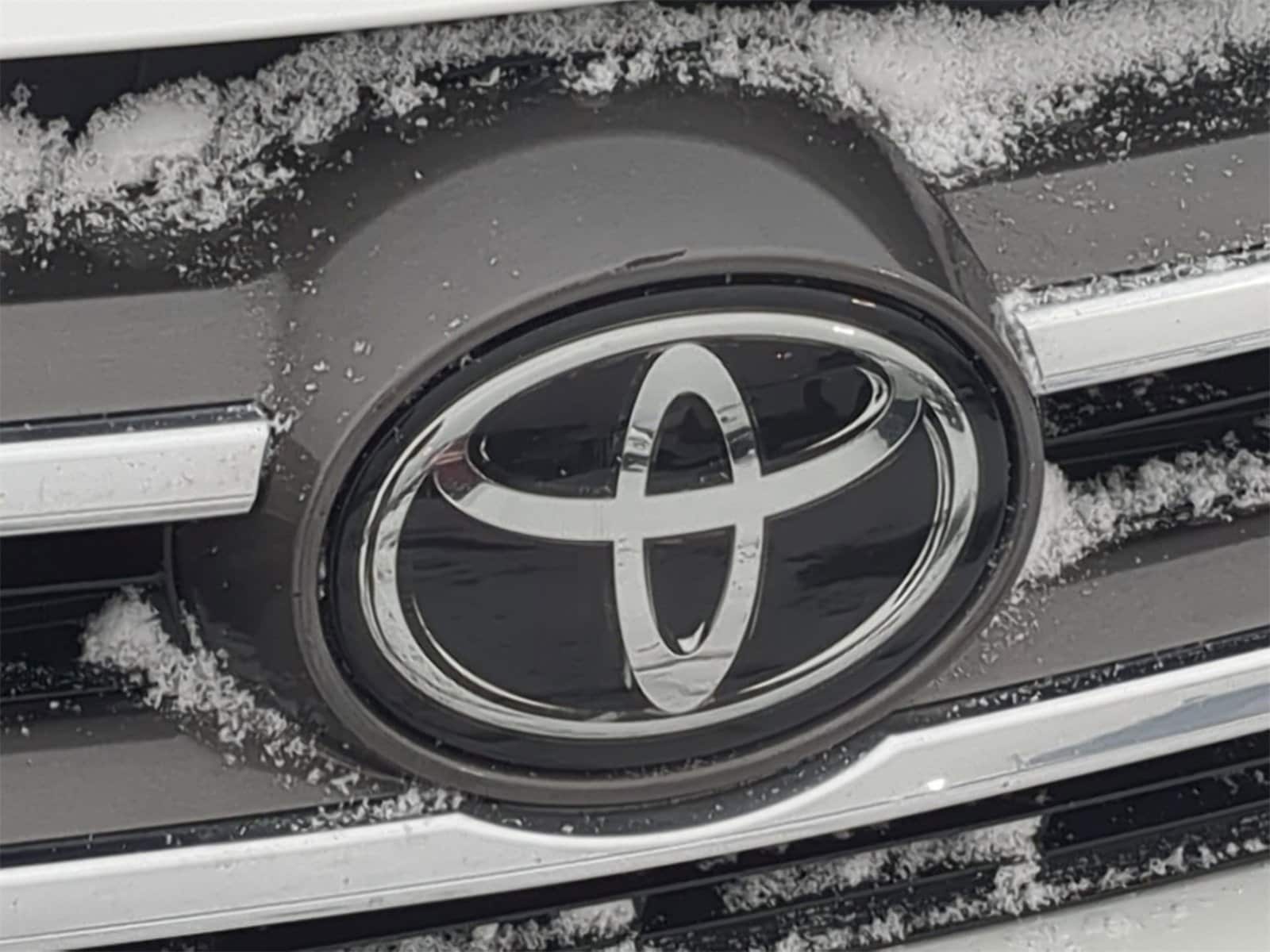 Thumbnail: 2018 Toyota Highlander - 12