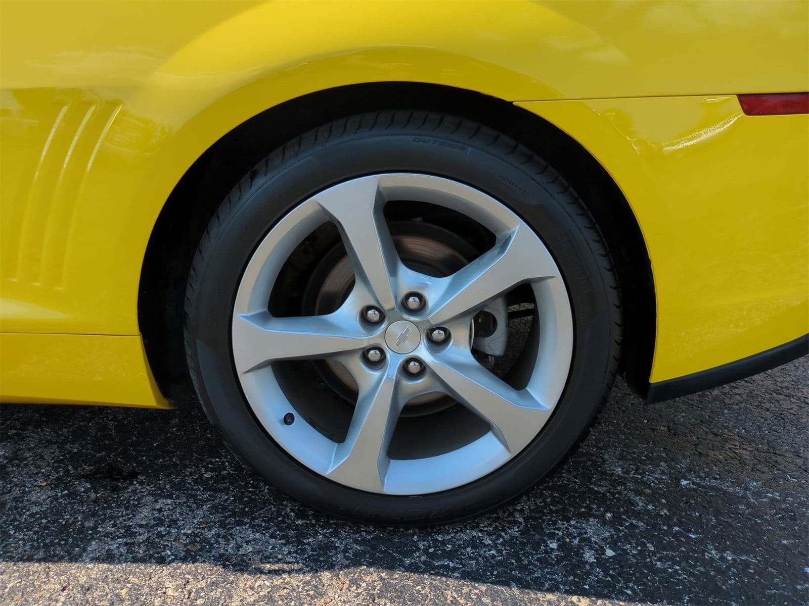 Thumbnail: 2015 Chevrolet Camaro - 13