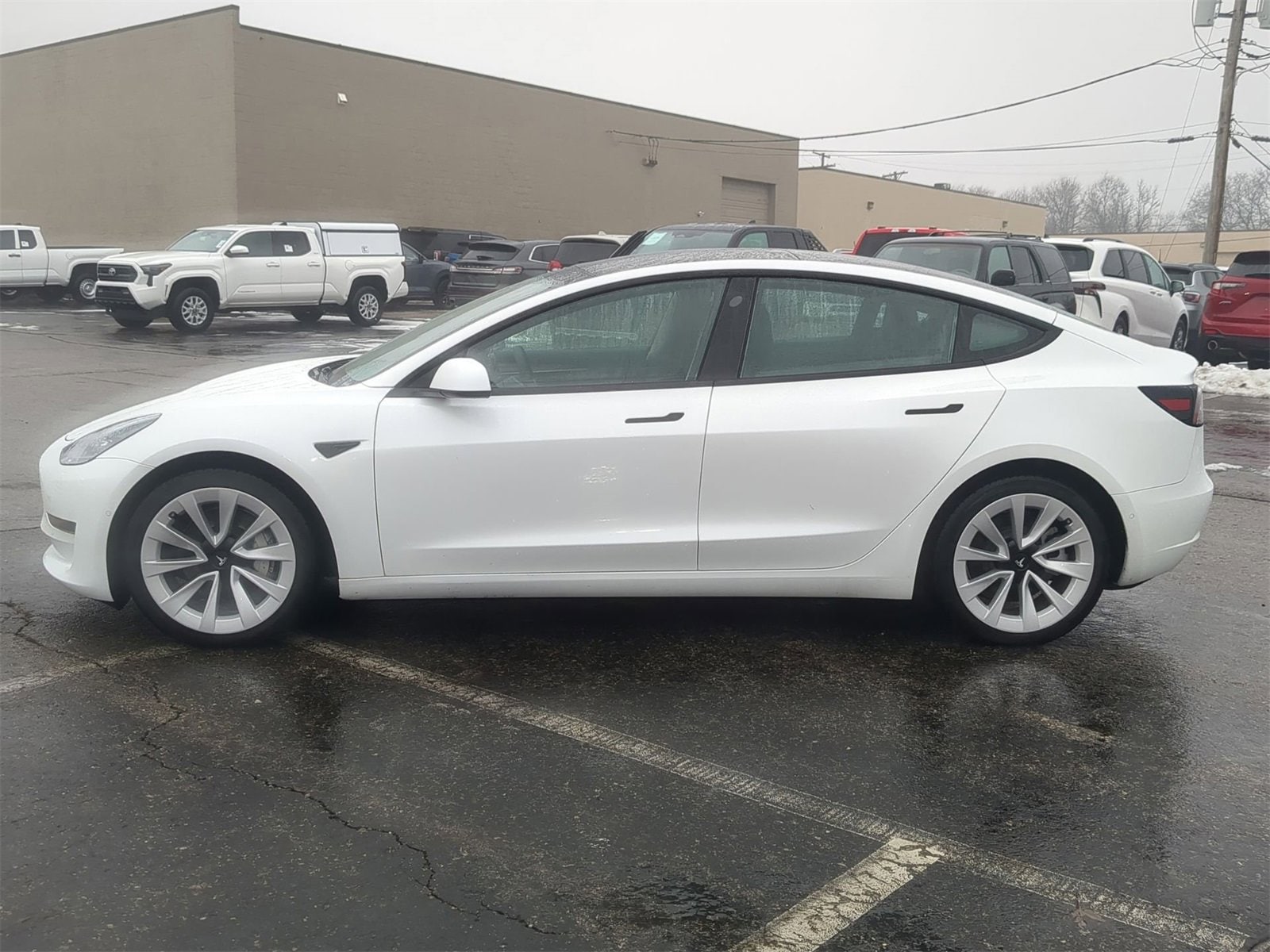 Thumbnail: 2022 Tesla Model 3 - 11