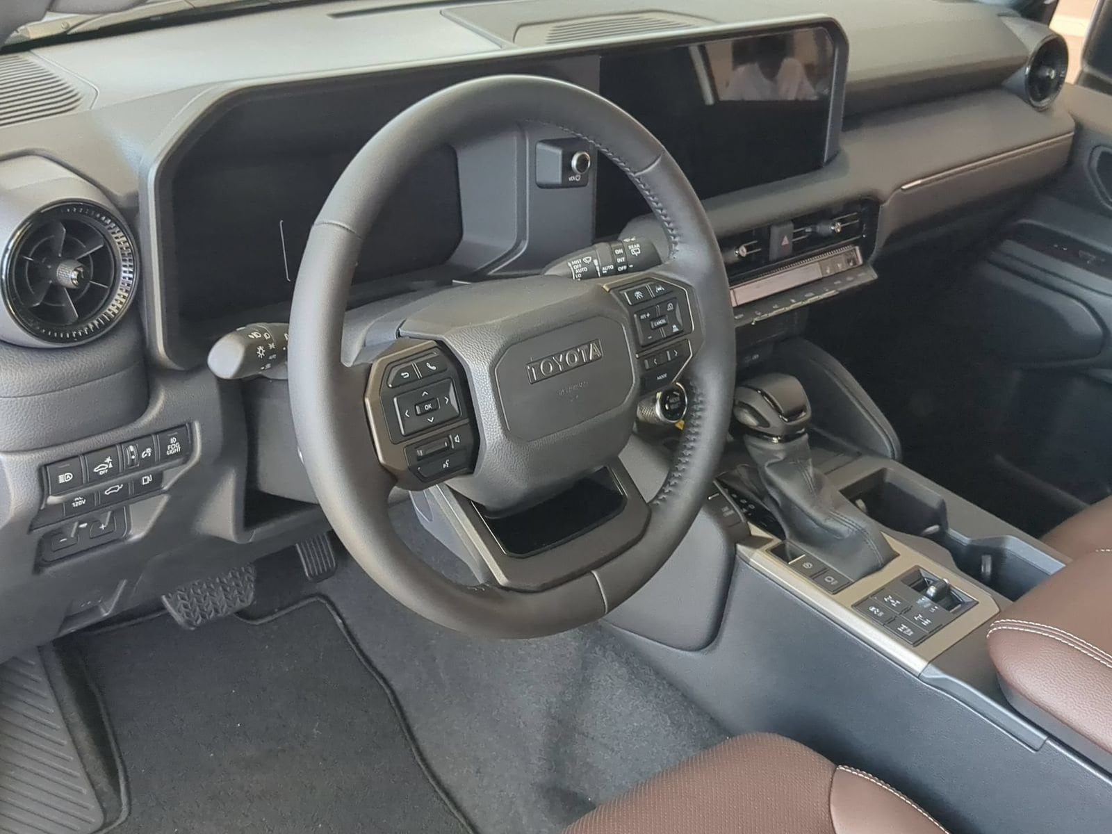 2027 Toyota Land Cruiser Base - Photo 10