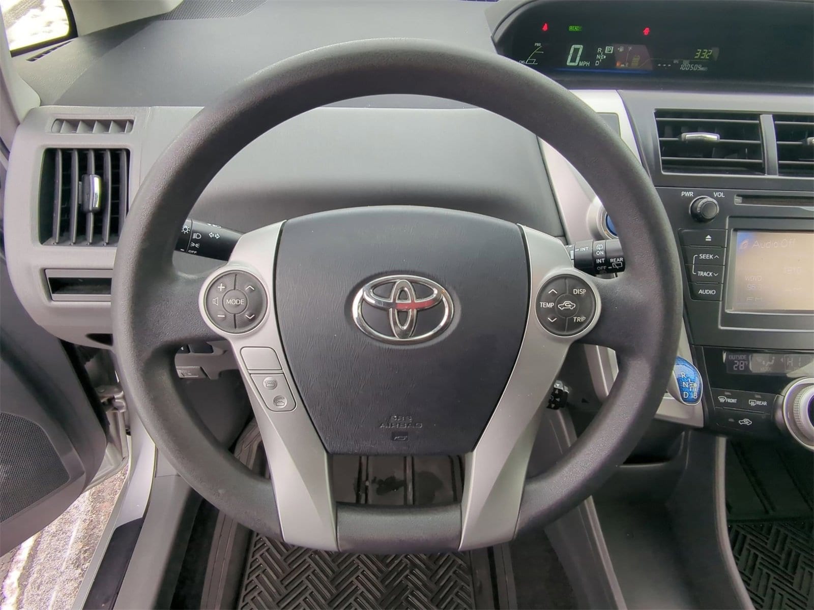 Thumbnail: 2012 Toyota Prius v - 29