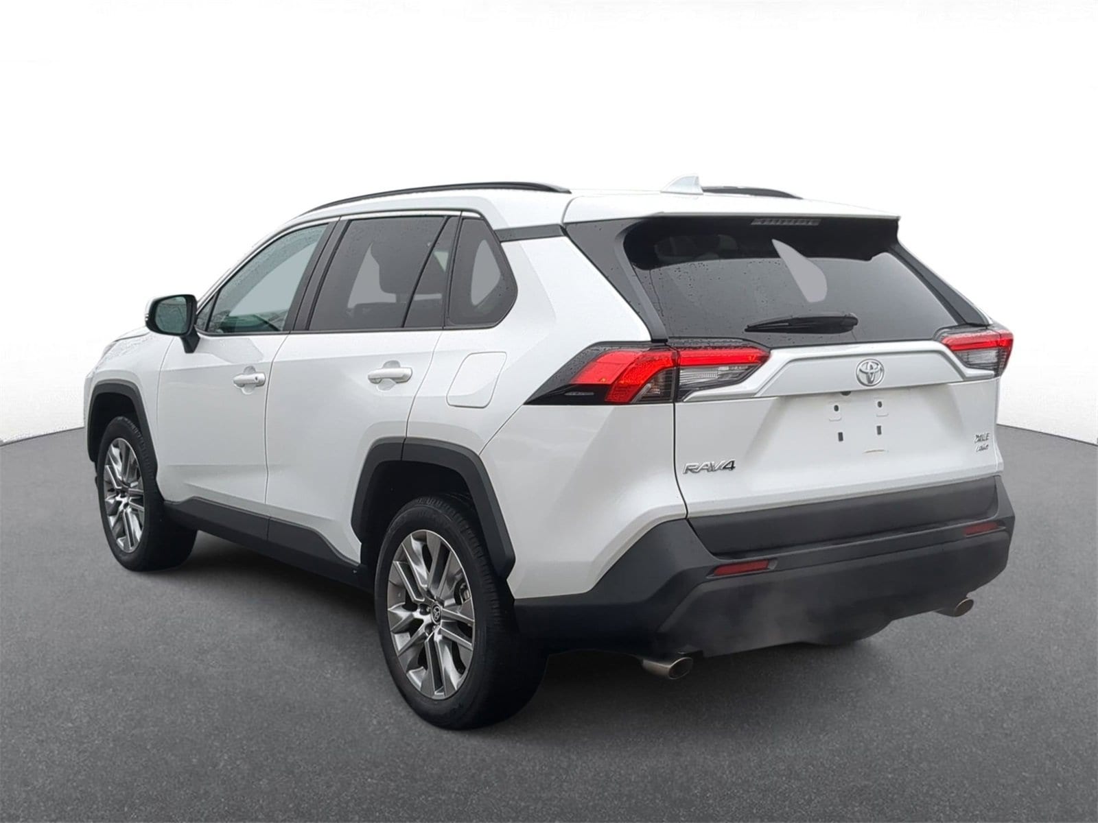 Thumbnail: 2023 Toyota RAV4 - 6