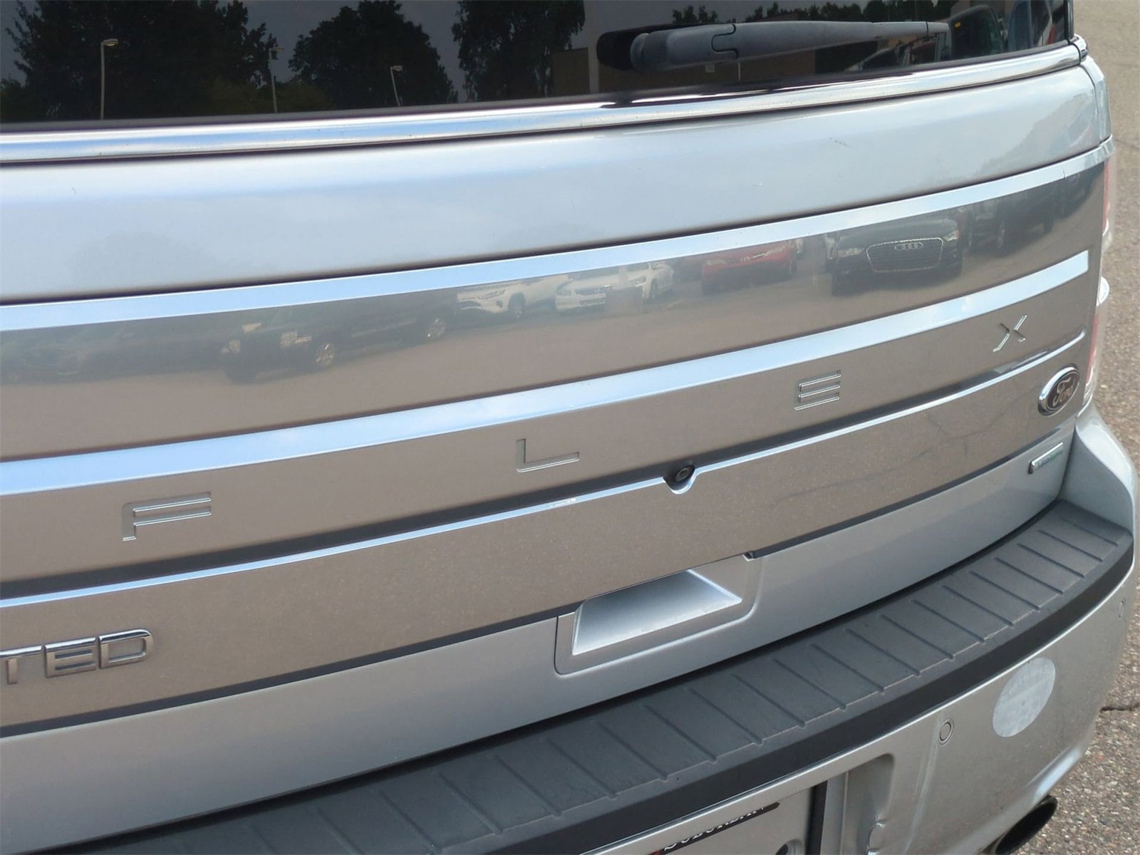 Thumbnail: 2017 Ford Flex - 12