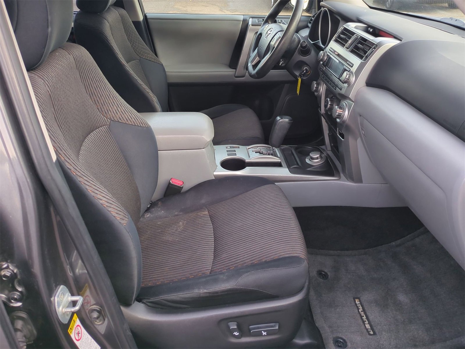 Thumbnail: 2013 Toyota 4Runner - 20