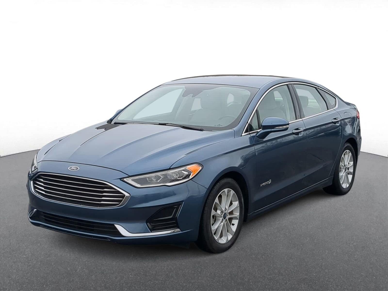 Thumbnail: 2019 Ford Fusion - 4