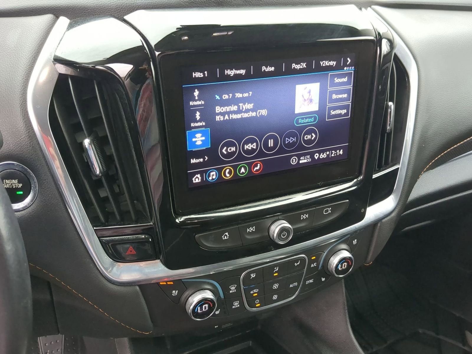 Thumbnail: 2020 Chevrolet Traverse - 27