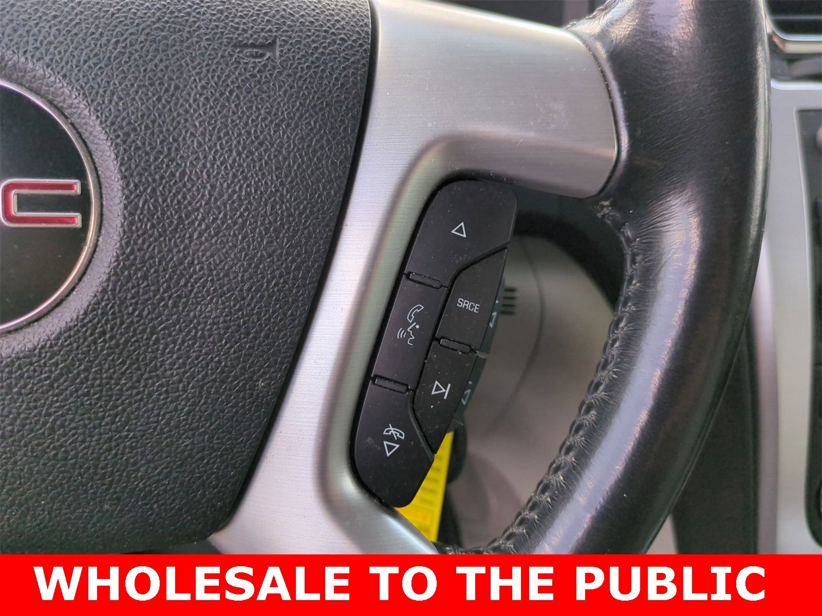 Thumbnail: 2010 GMC Acadia - 24