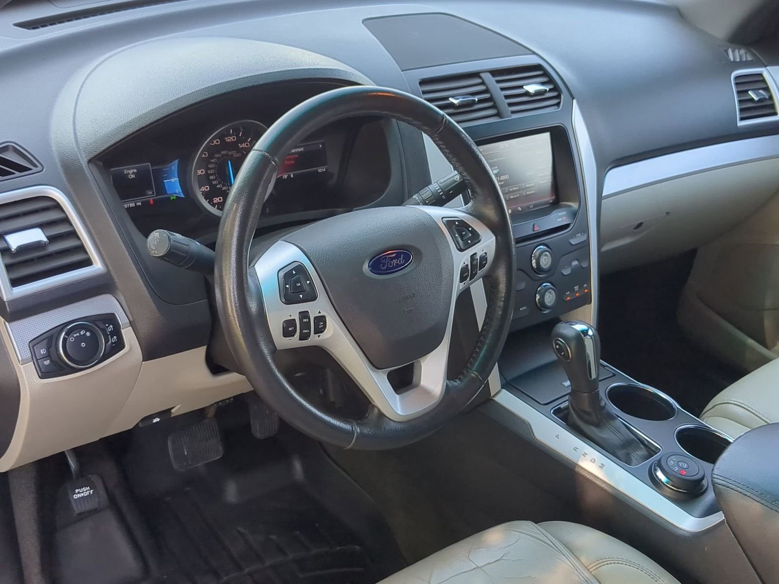 Thumbnail: 2014 Ford Explorer - 10