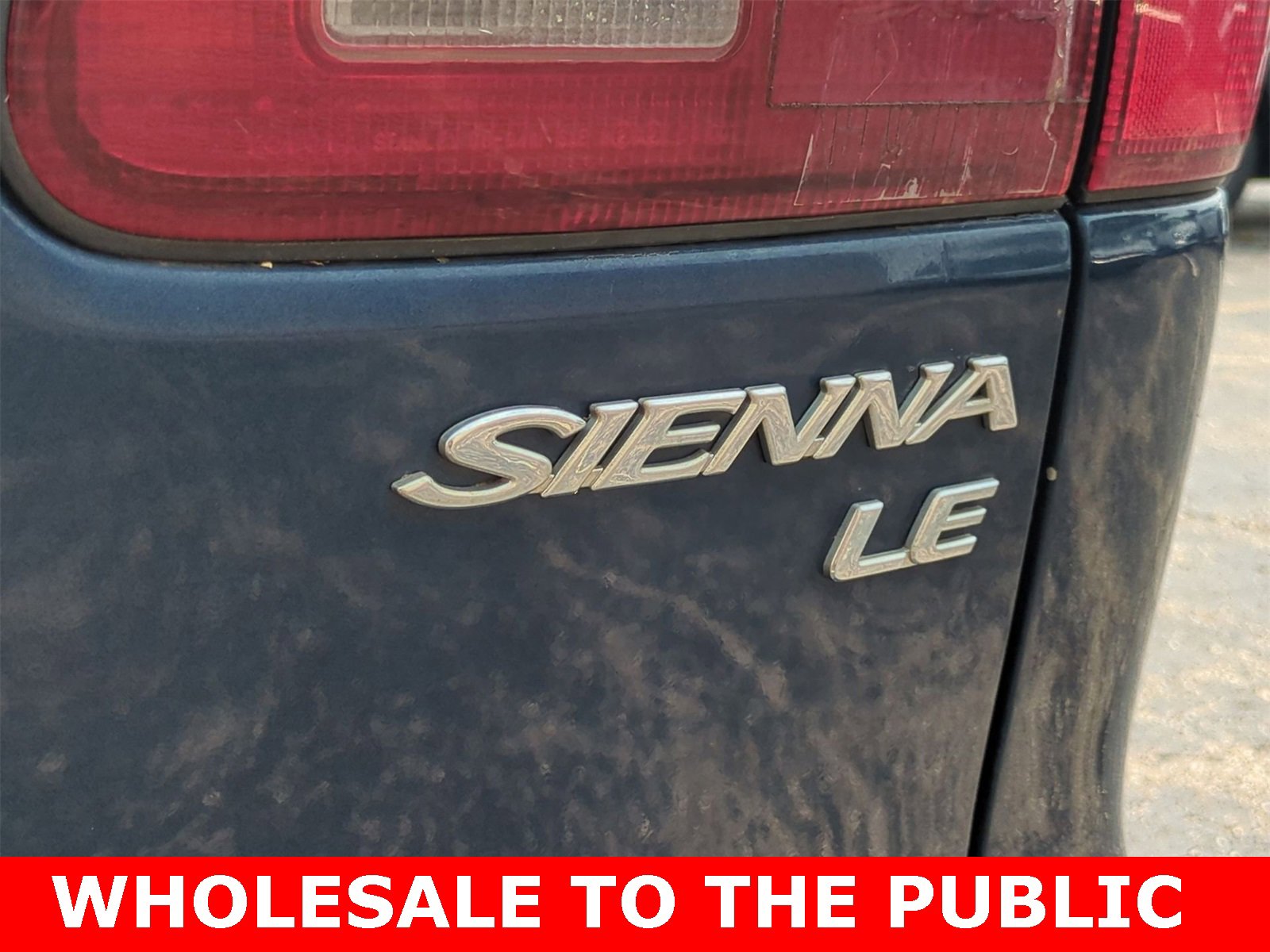 Thumbnail: 2000 Toyota Sienna - 12