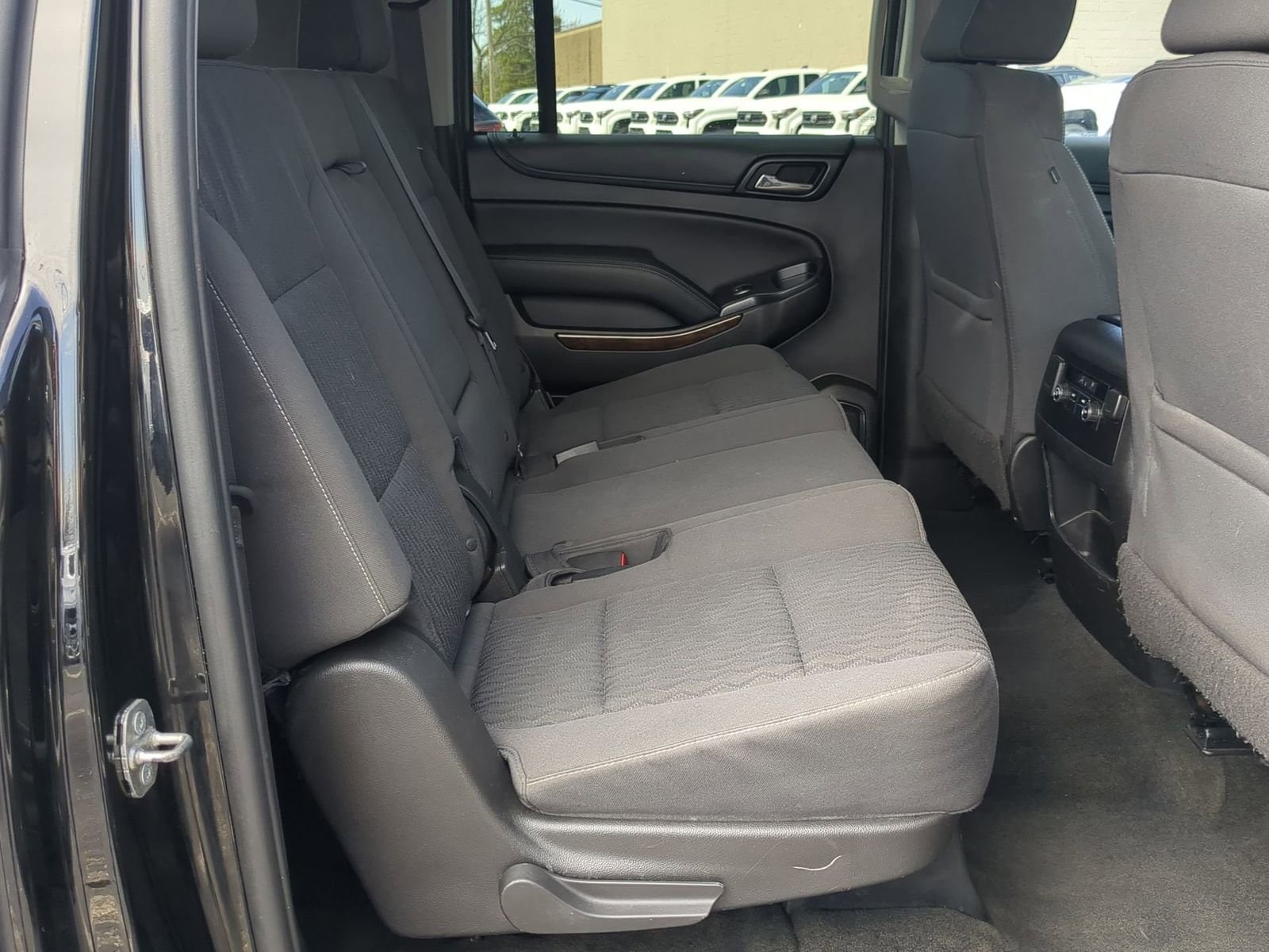 Thumbnail: 2017 Chevrolet Suburban - 20